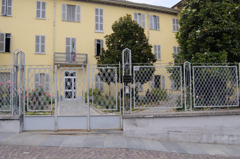 Santanera: il commissario non risponderà più al Comune